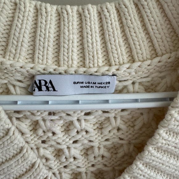 Knit colour block vest - Picture 3 of 4